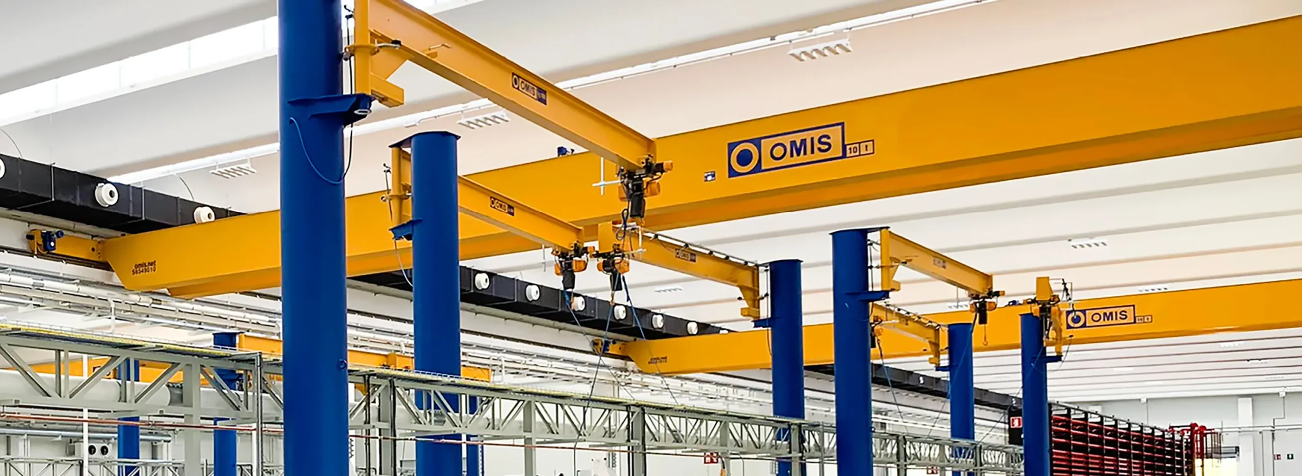 gallery - Cover jib crane Omis