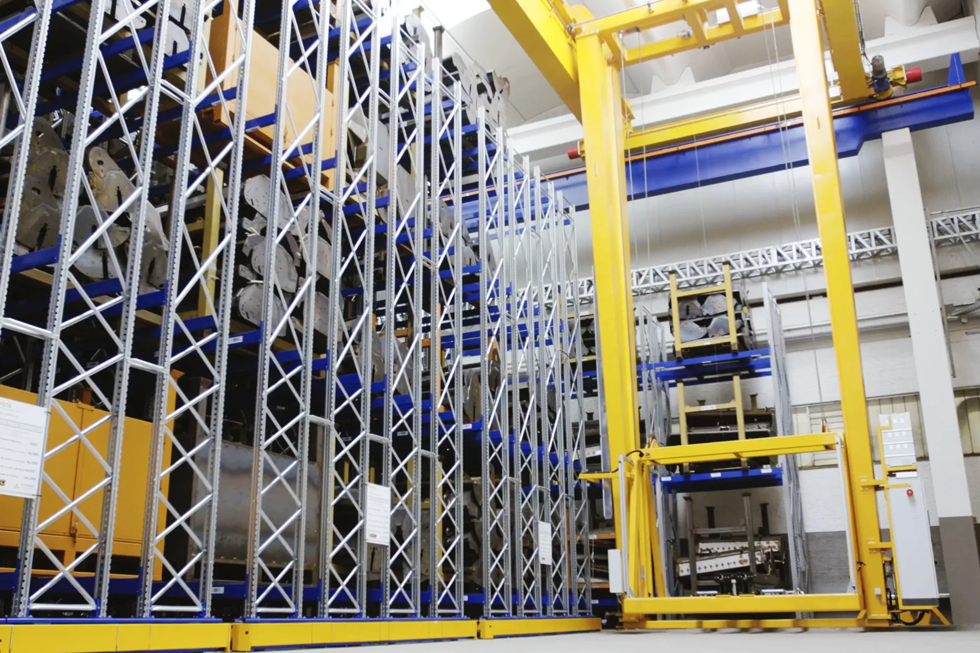 automatic-cranes-4-5000kg-industry-omis automatic-cranes-4-5000kg-industry-omis