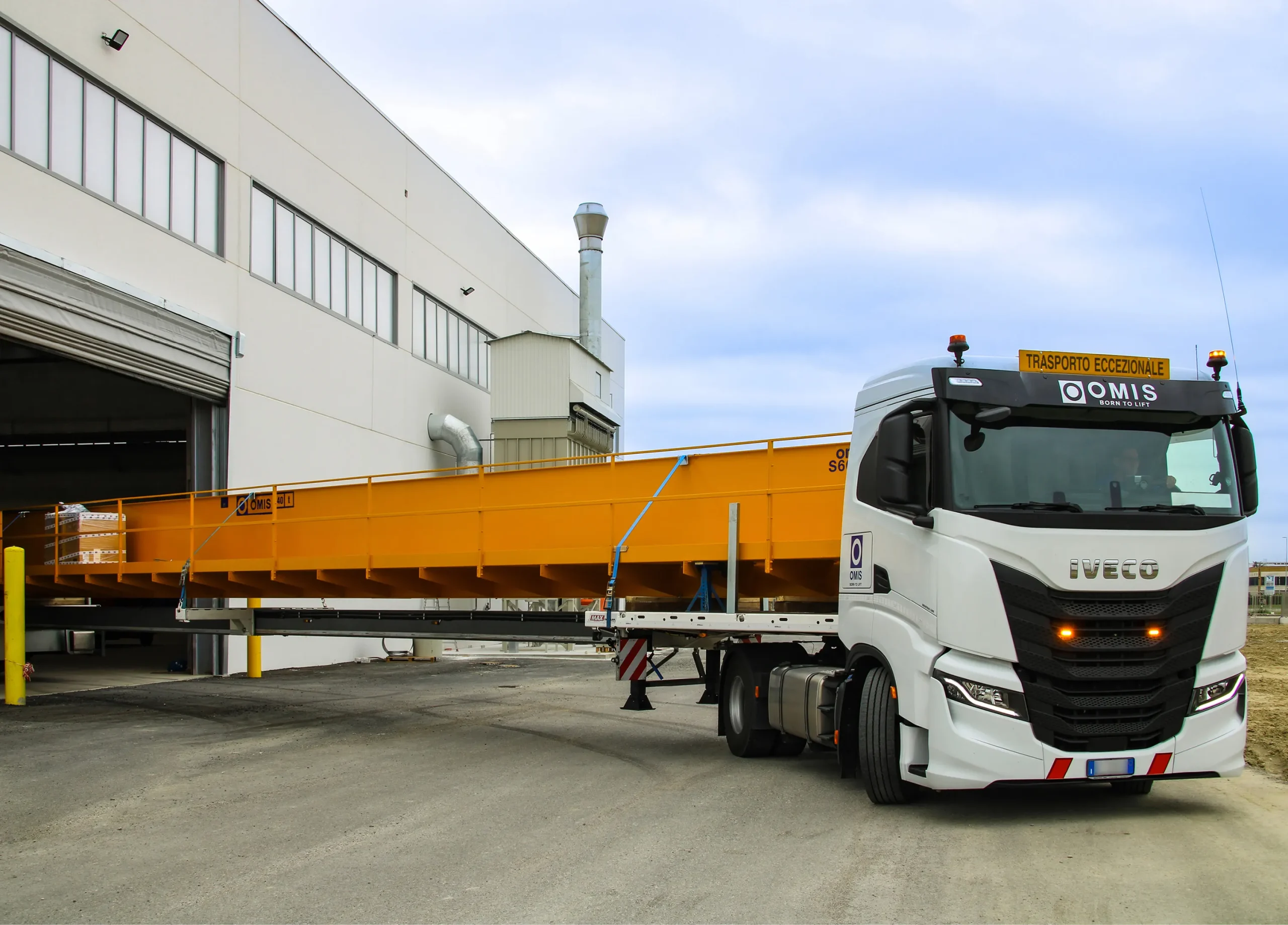 gallery - Transport delivery overhead crane 40t we handle everything with all due care examples Omis