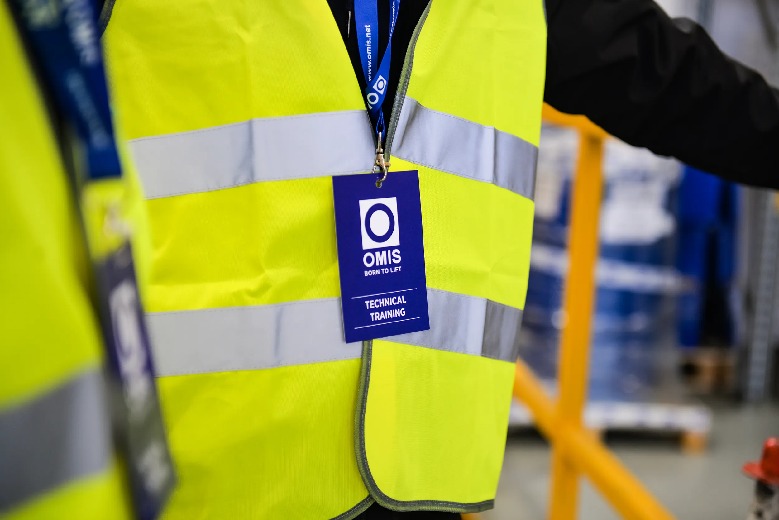 corso-di-formazione-patentino-carroponte-omis