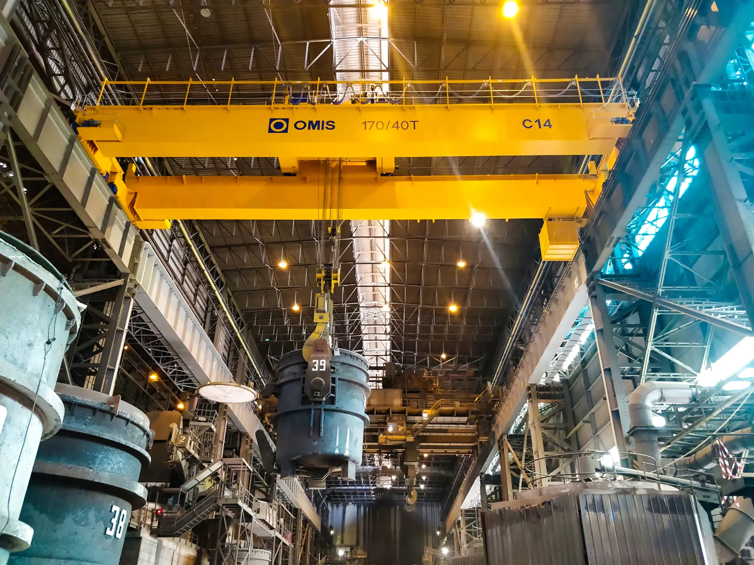 gallery - Double-girder overhead crane 170t steel industry lifting handling siviera Omis