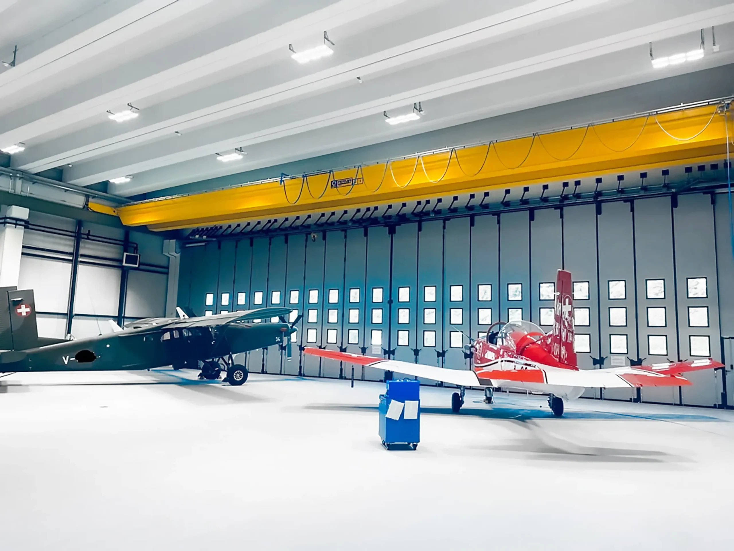 gallery - Double-girder overhead crane 5t airplane hangar Omis 