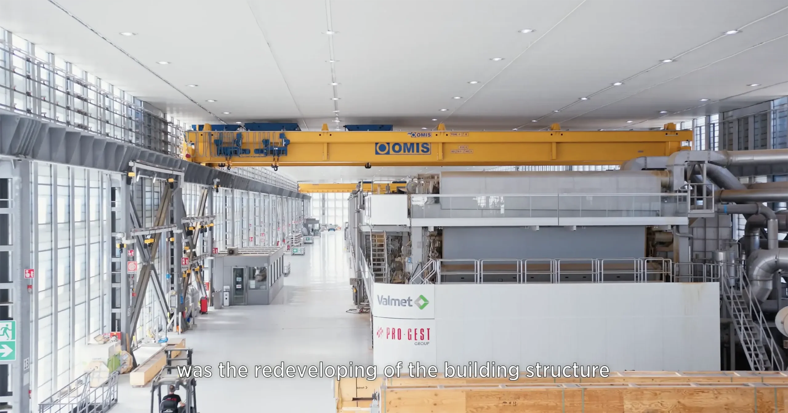 gallery - Double-girder overhead crane 80t progest front view Omis 