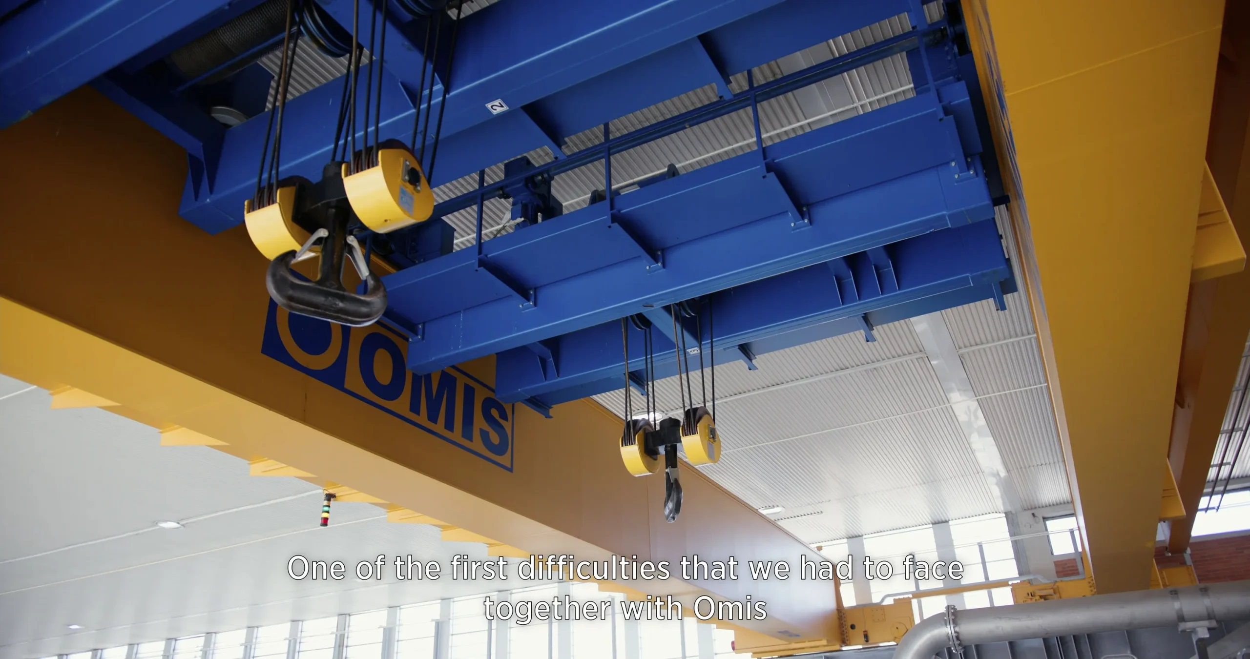 gallery - Double-girder overhead crane 80t progest view open barrel hoists details Omis 