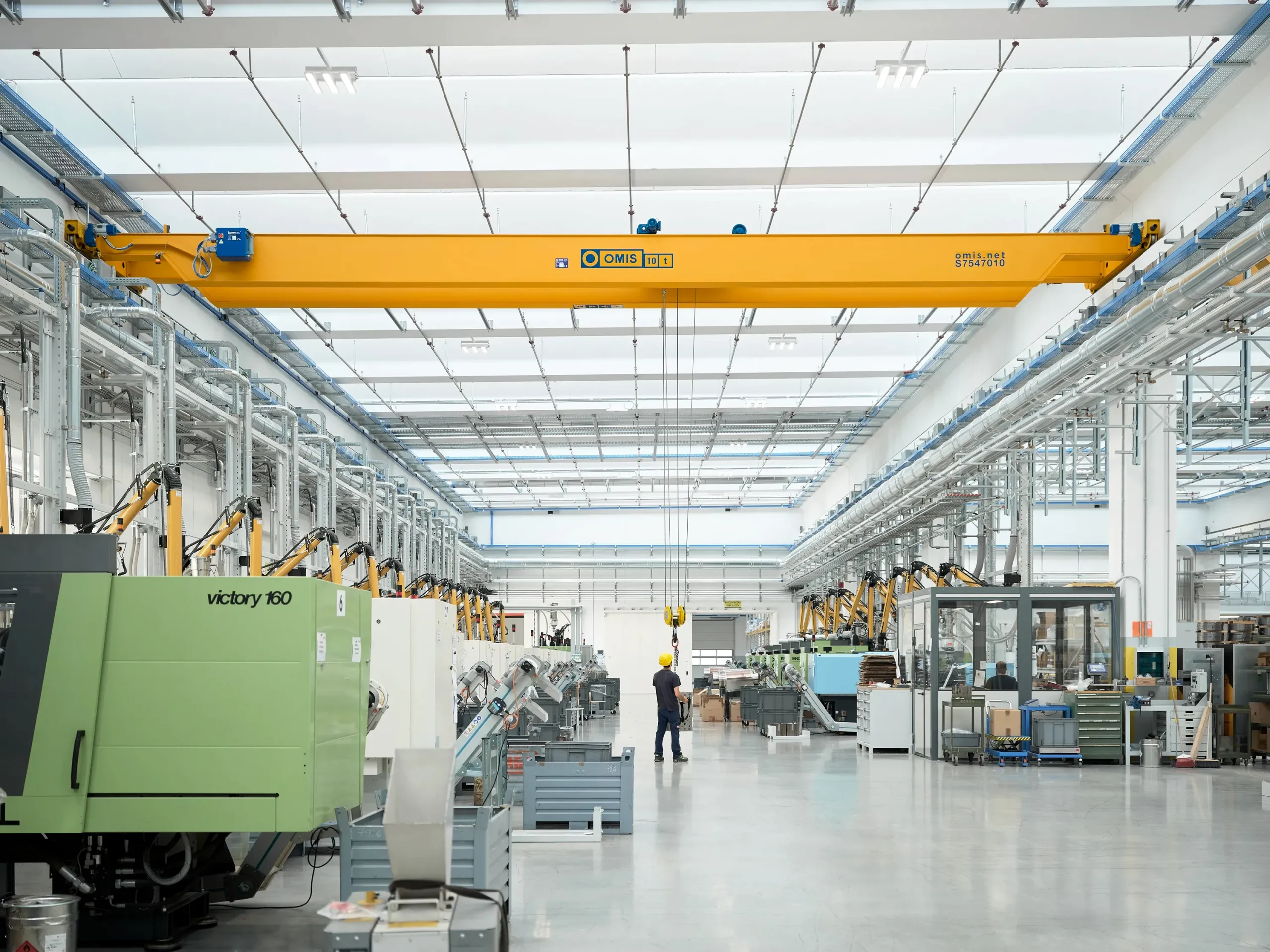 gallery - Double-girder overhead crane agb 10t production view Omis 