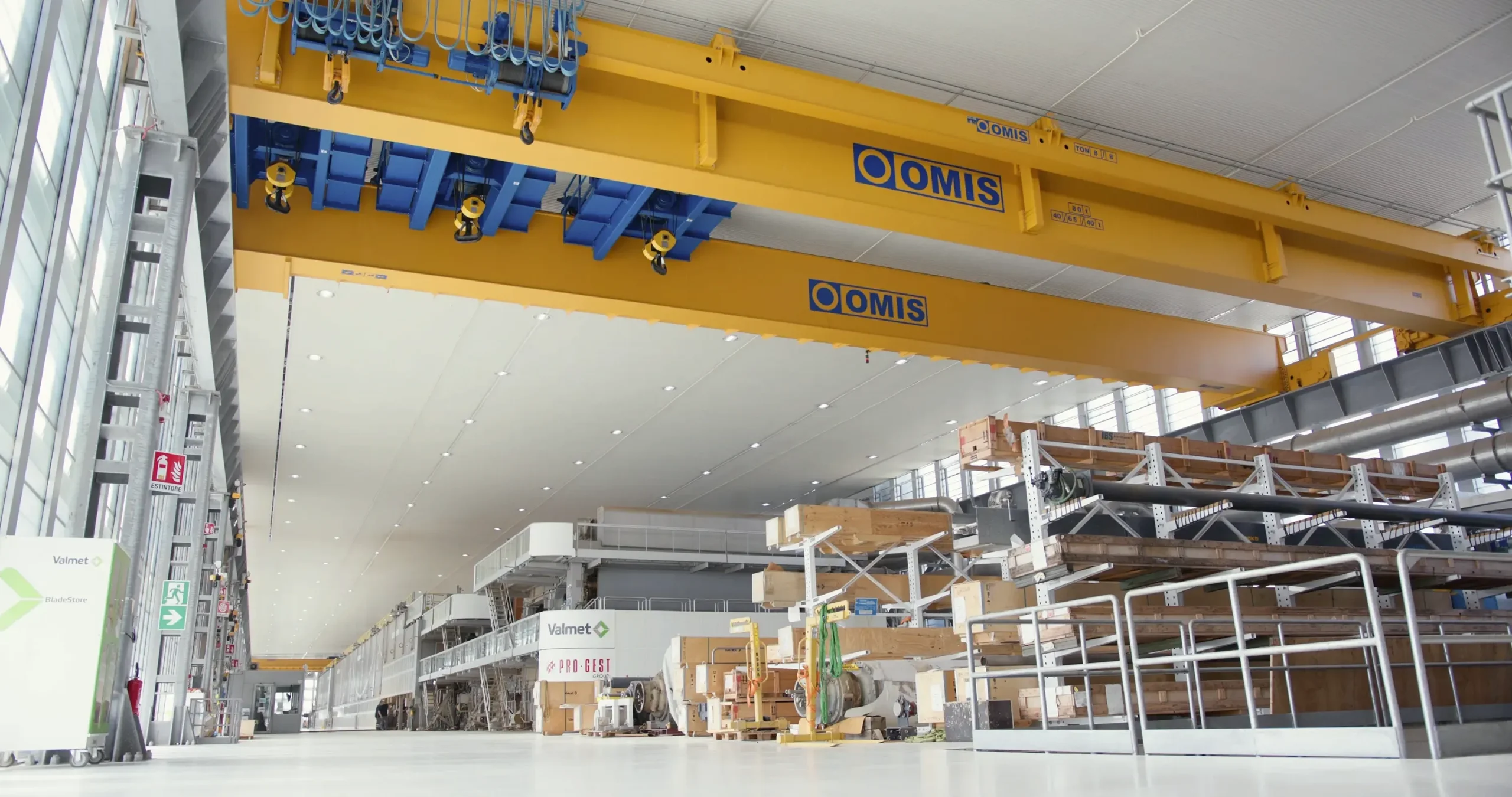 gallery - Double-girder overhead crane progest 80t paper mill special open barrel hoists Omis 