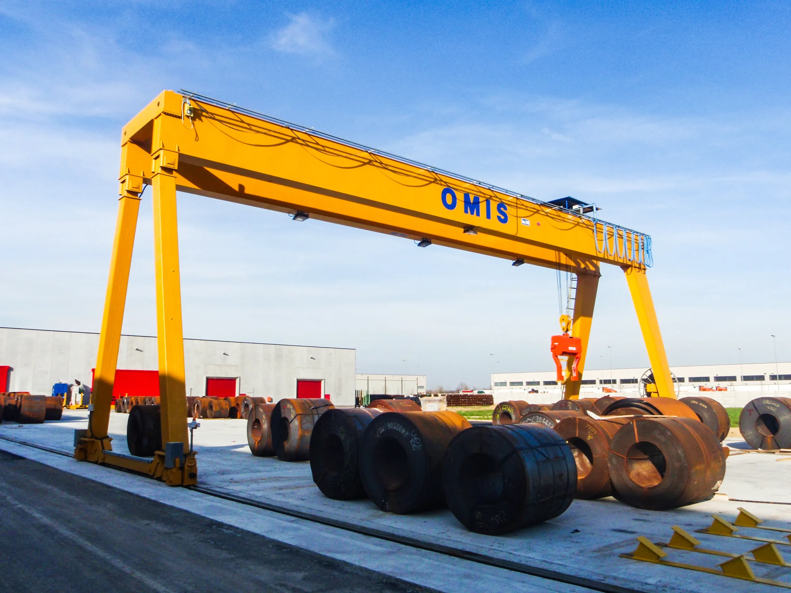 gallery - Gantry crane 40t external coil storage unit Omis 