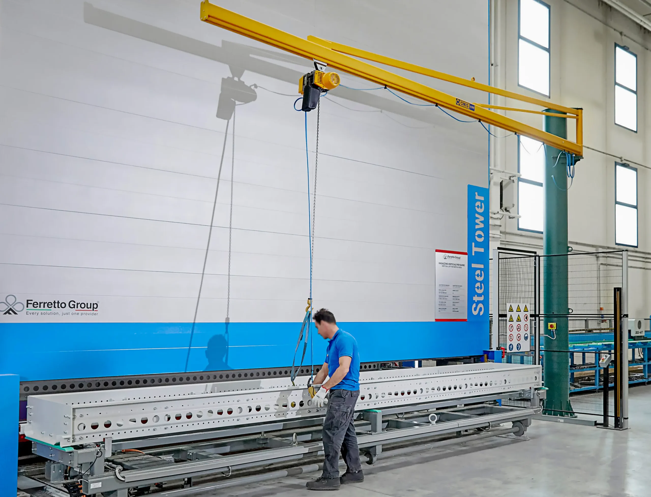 gallery - Jib crane c 200kg vertical storage unit for bars and plates Omis 