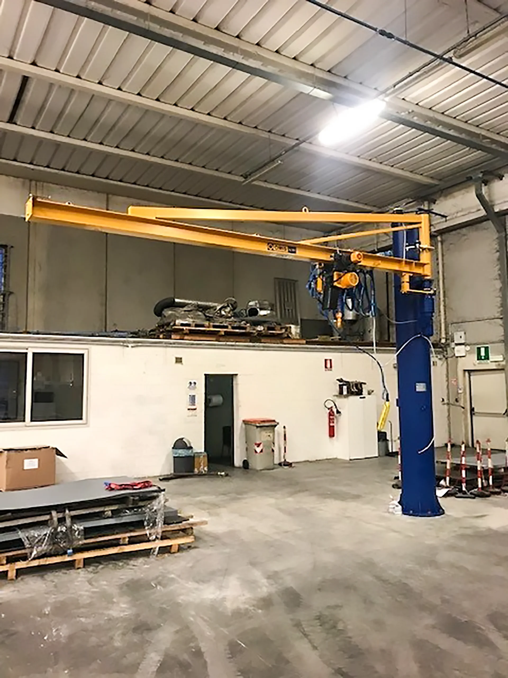 gallery - Jib crane cantilever c2te 500kg production Omis 