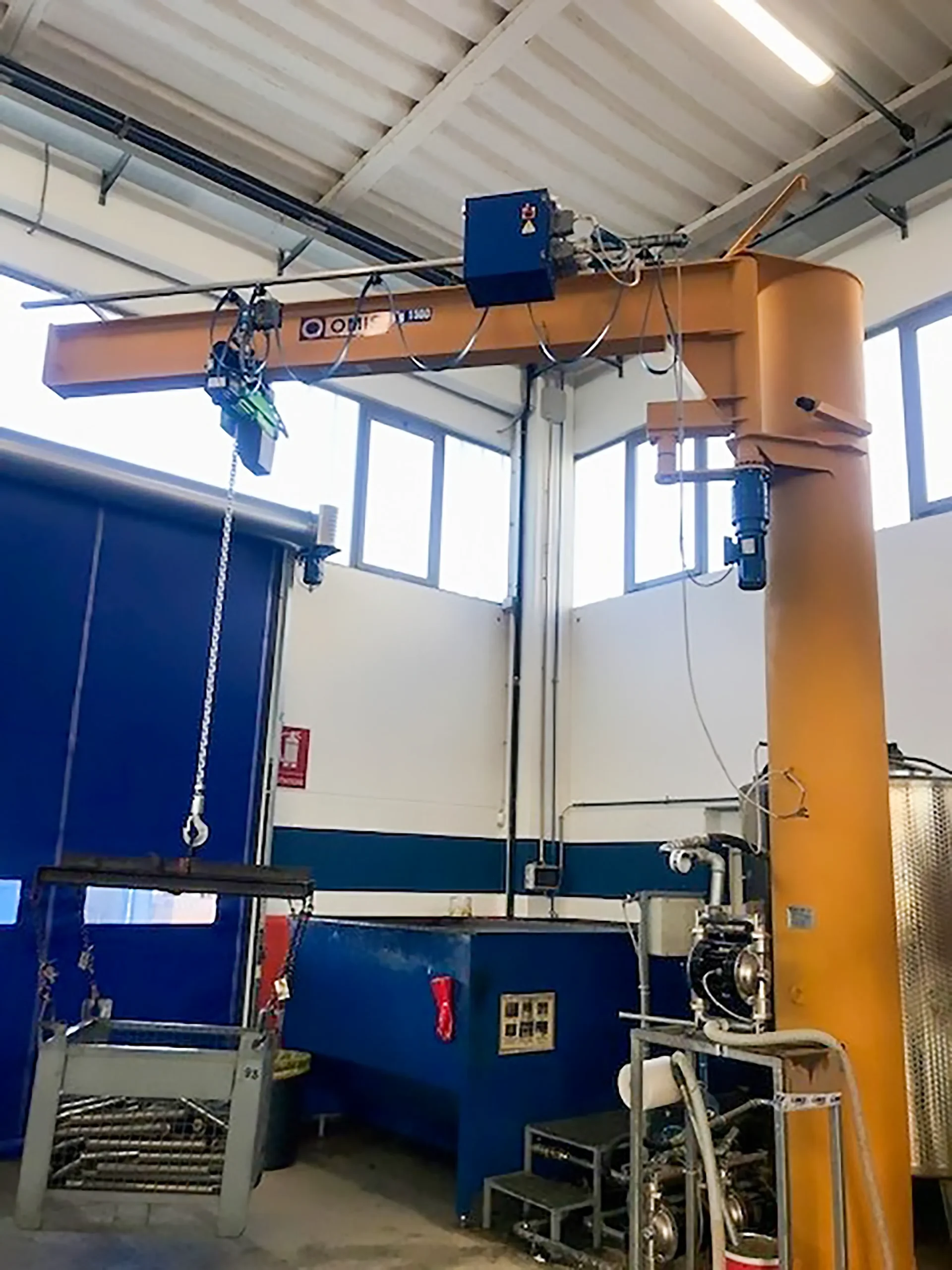 gallery - Jib crane cantilever cte 1500kg carpentry Omis 