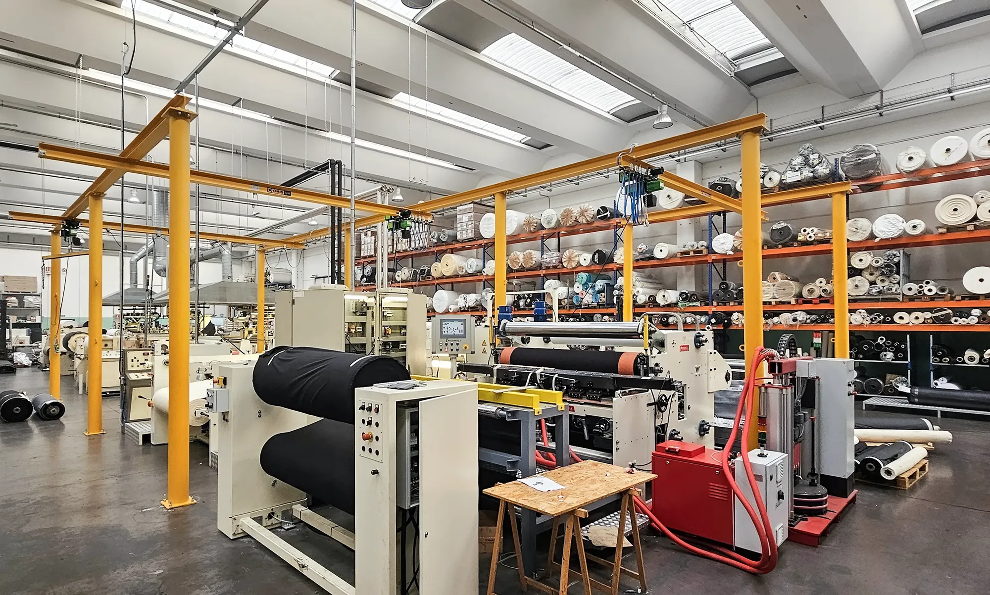 Monorails-500kg-mrr-lifting-fabric-rolls-omis Monorails-500kg-mrr-lifting-fabric-rolls-omis