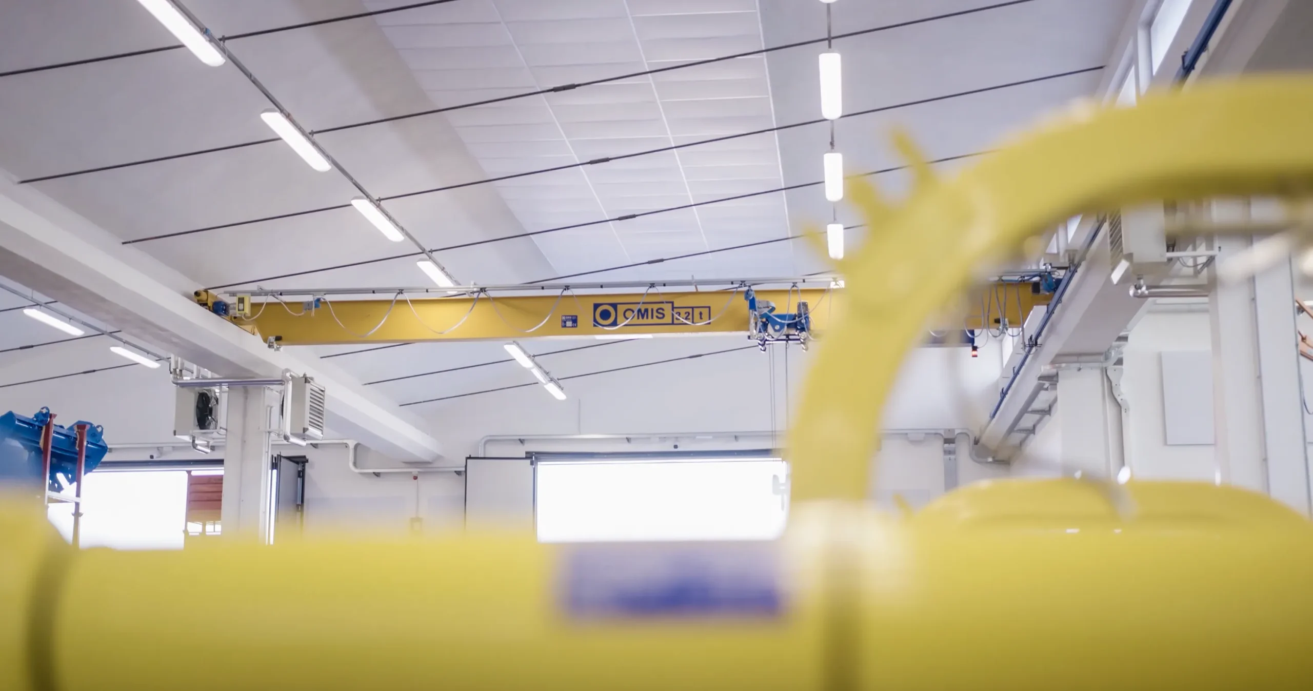 gallery - Single-girder overhead crane 3 2t zanon span view 2 example Omis 