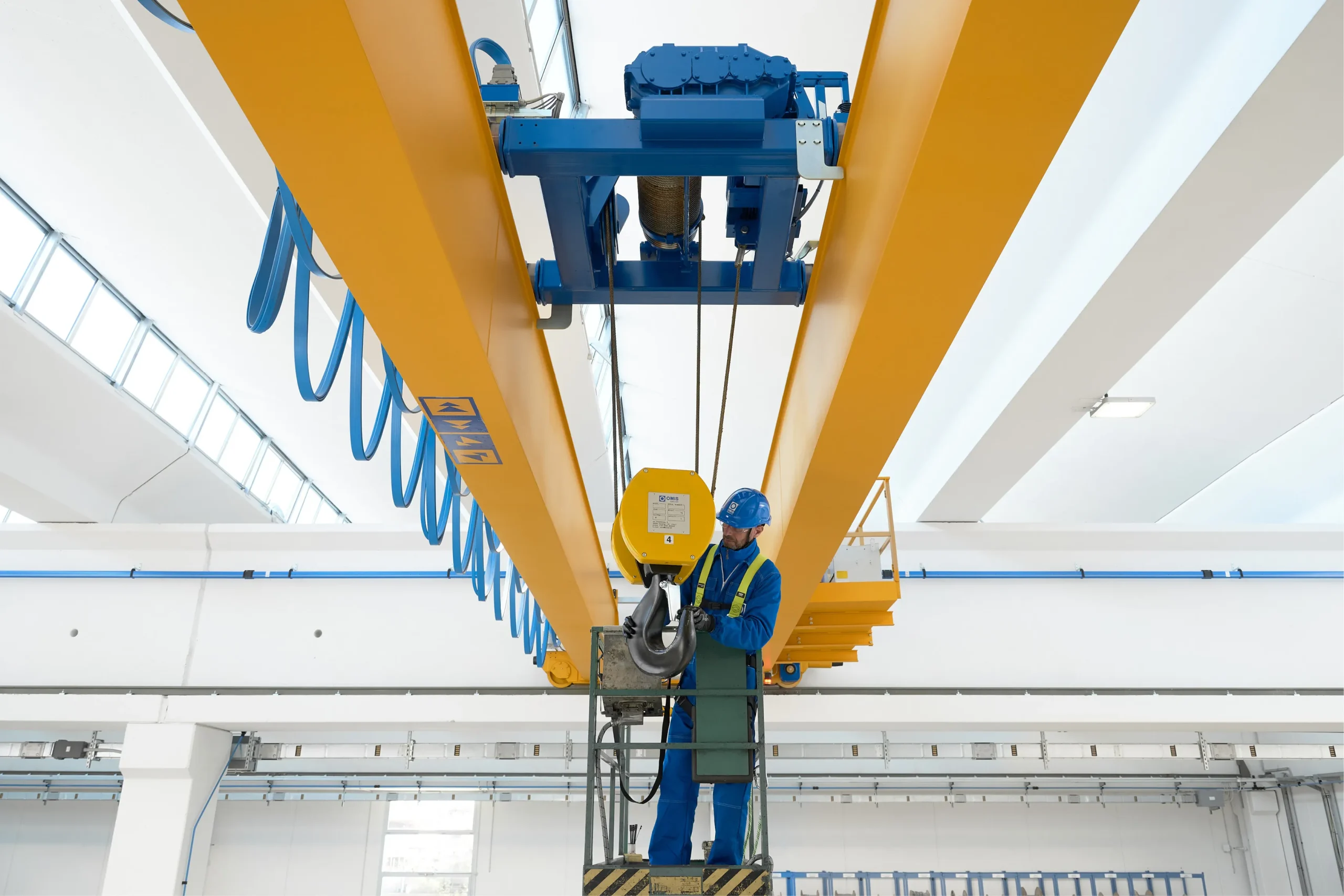 maintenance-overhead-cranes-service-omis