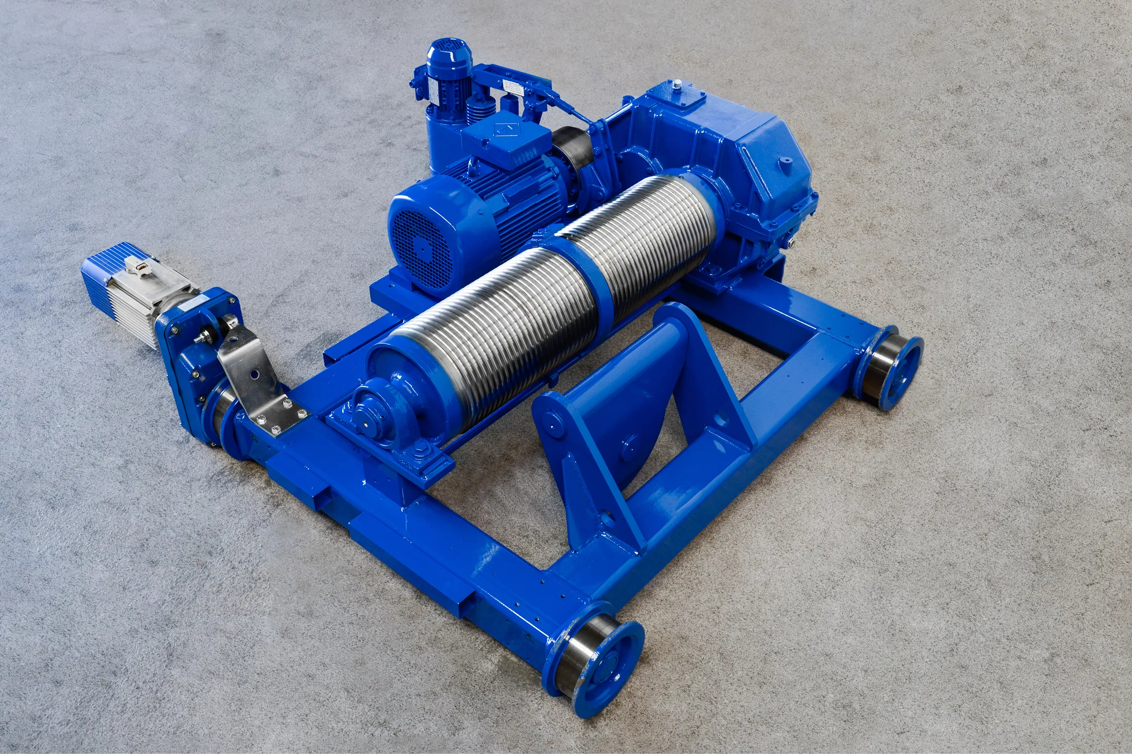 open-barrel-hoist-site-1-omis