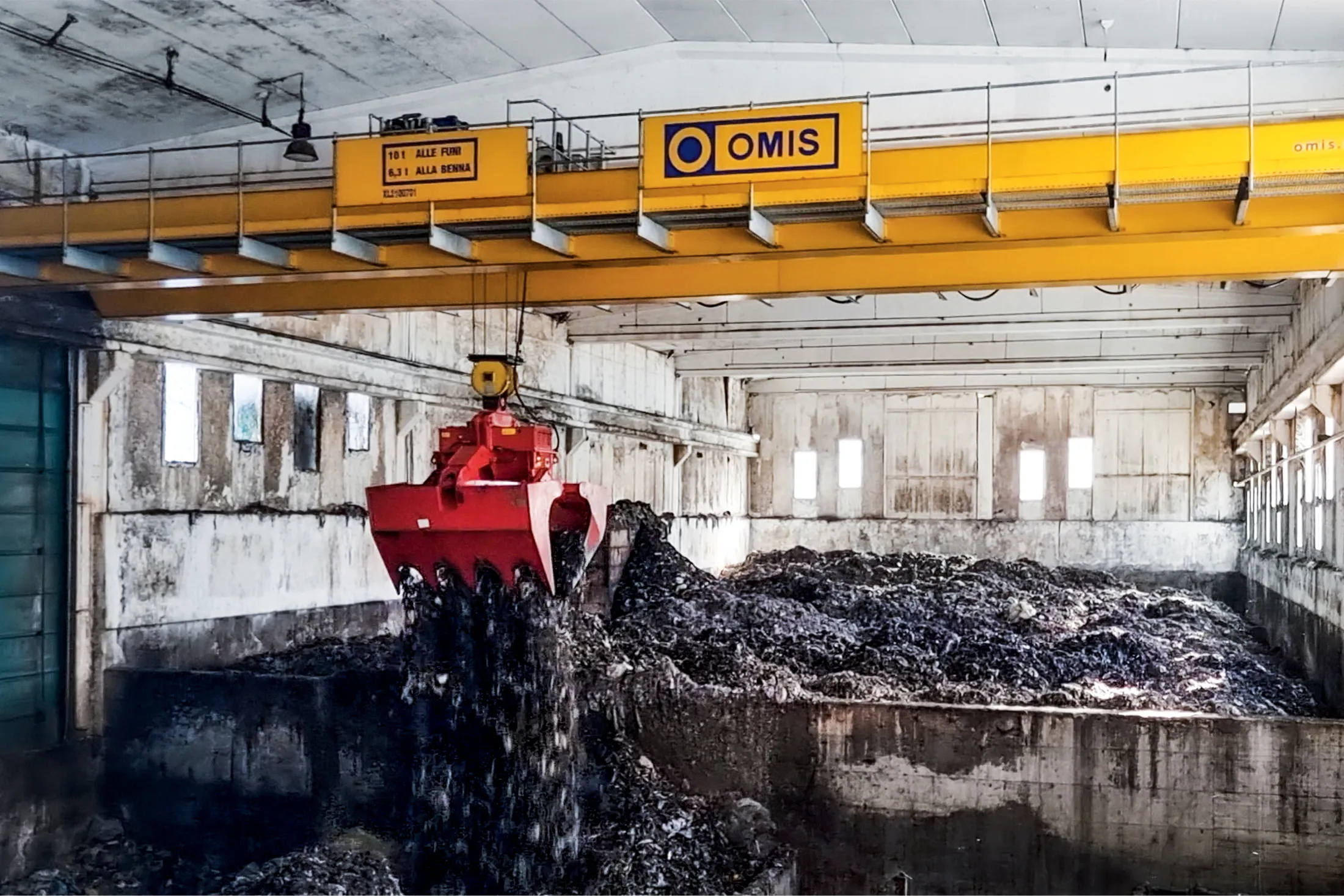 overheadcrane-waste-handling-2-omis
