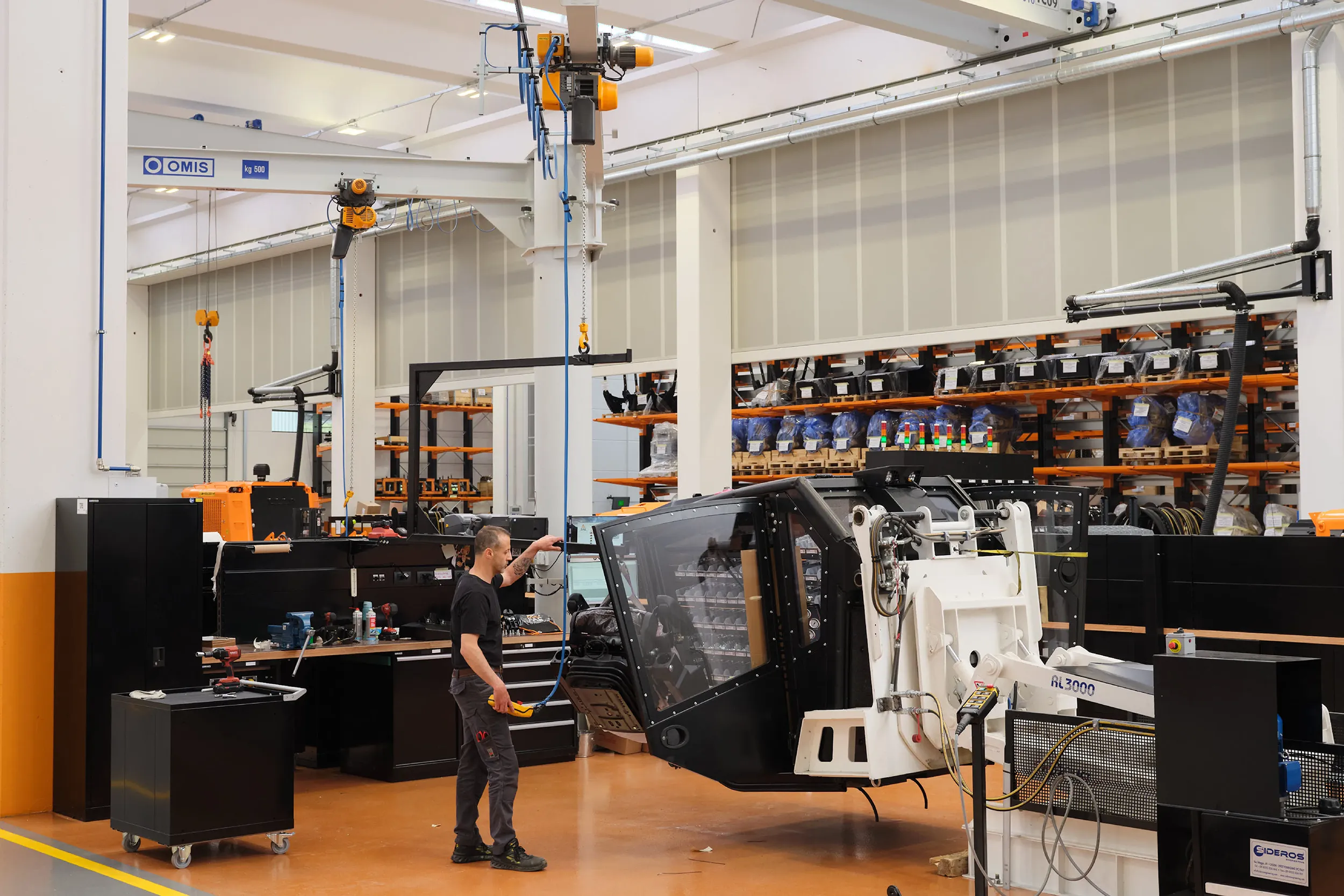 jib-cranes-2-500kg-omis jib-cranes-2-500kg-omis