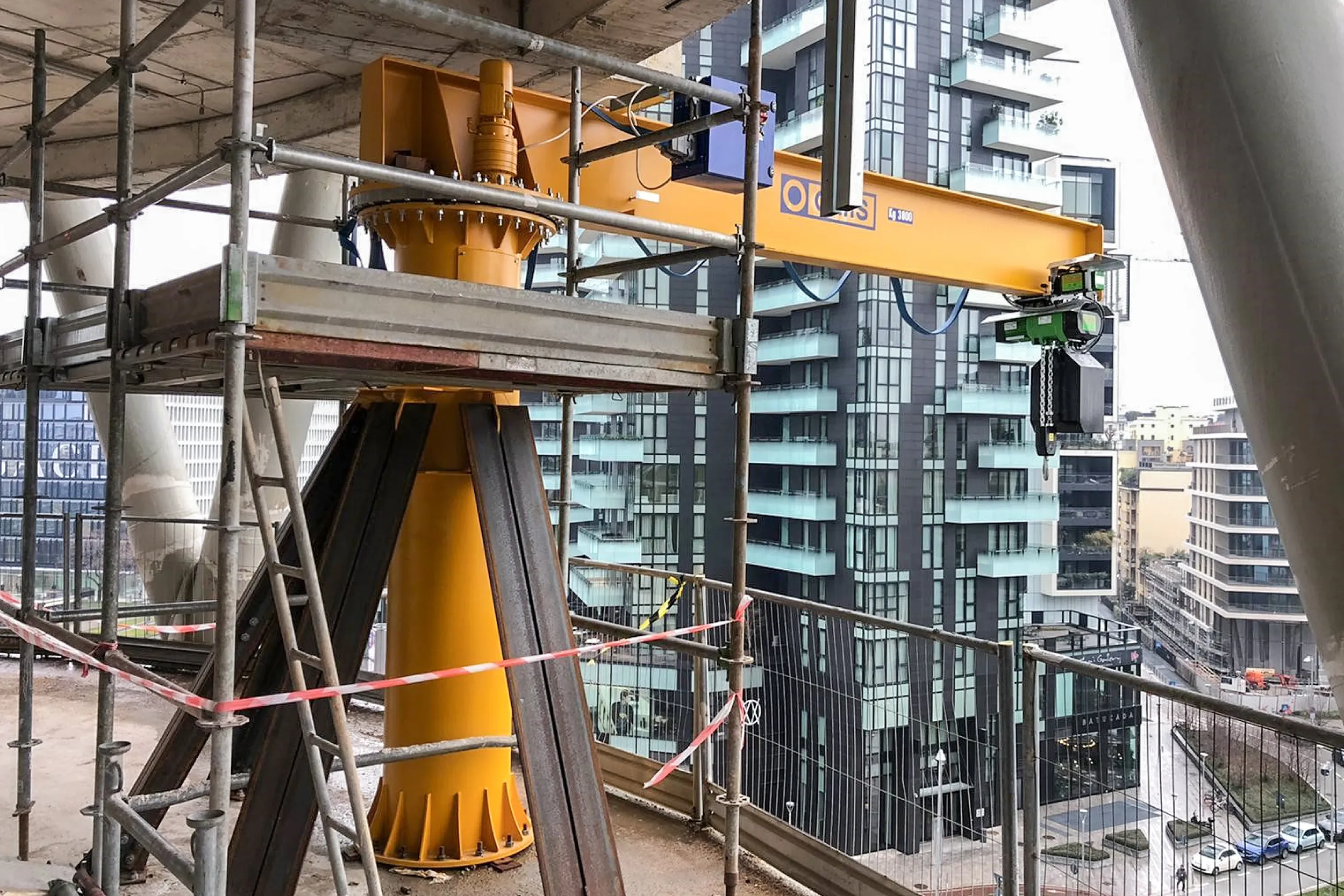 jib-cranes-3-3000kg-omis jib-cranes-3-3000kg-omis