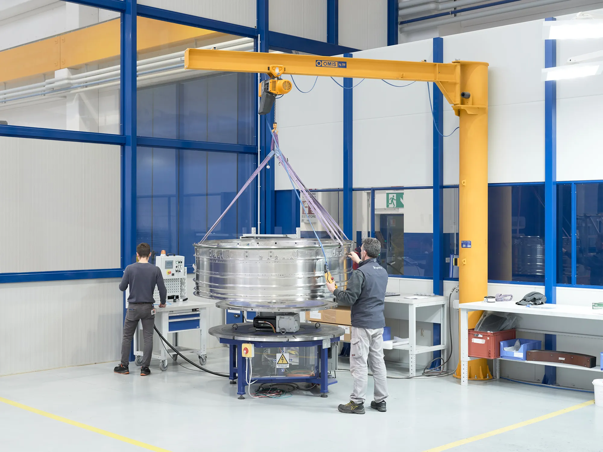 jib-crane-250kg-lifting-reference-fly-omis