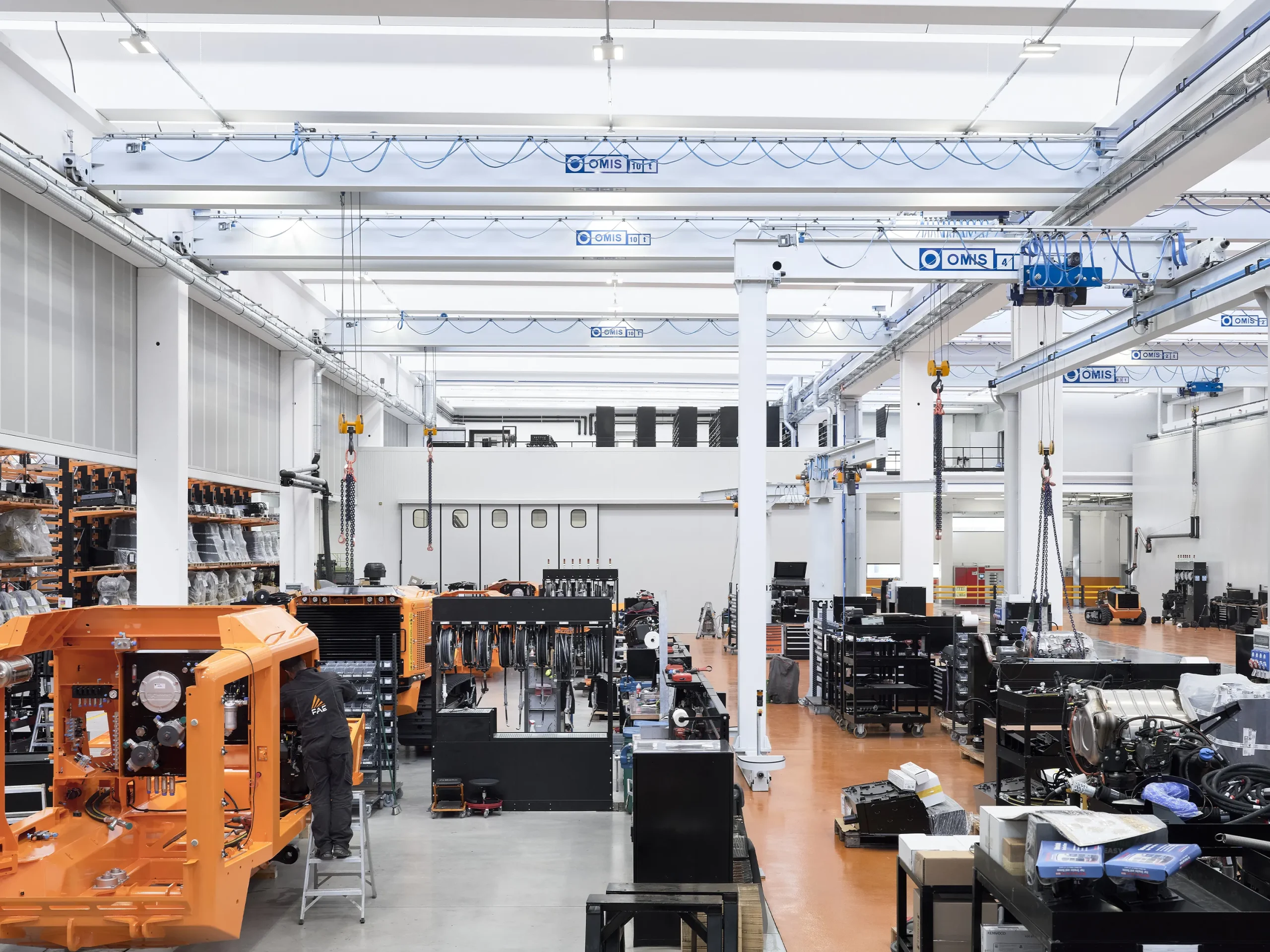 overhead-cranes-double-girder-crane-gantry-crane-10t-hoist-winch-profile-view-reference-FAE-omis