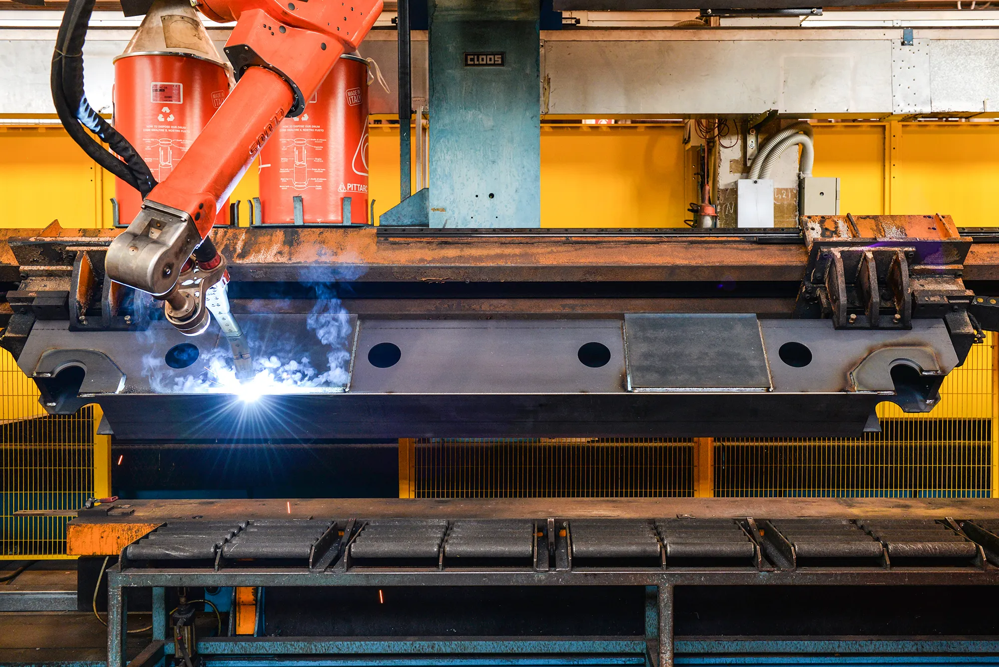 end-carriage-overhead-crane-welding-production-omis end-carriage-overhead-crane-welding-production-omis