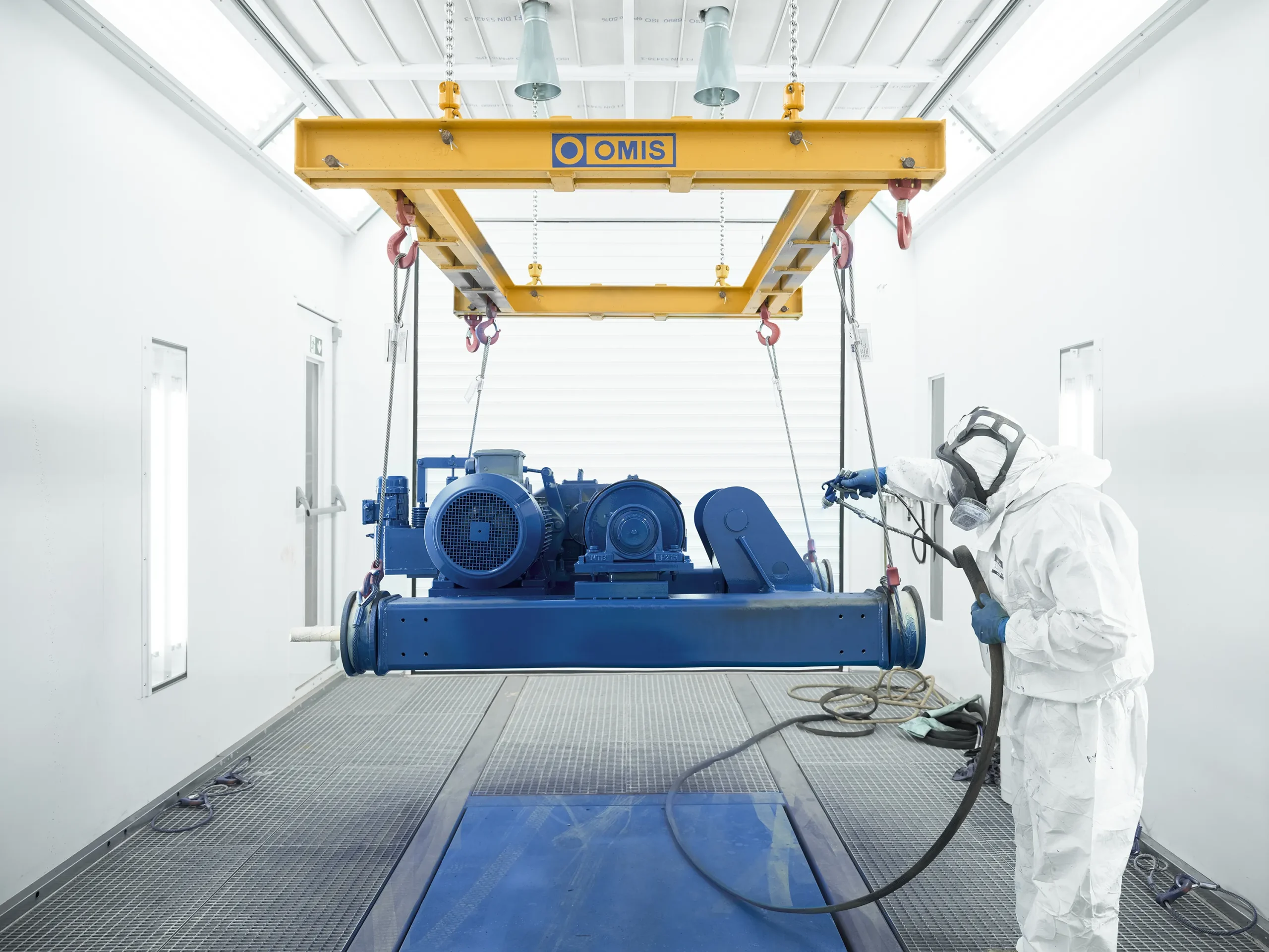 open-barrel-winch-10t-painting-overhead-cranes-11-omis