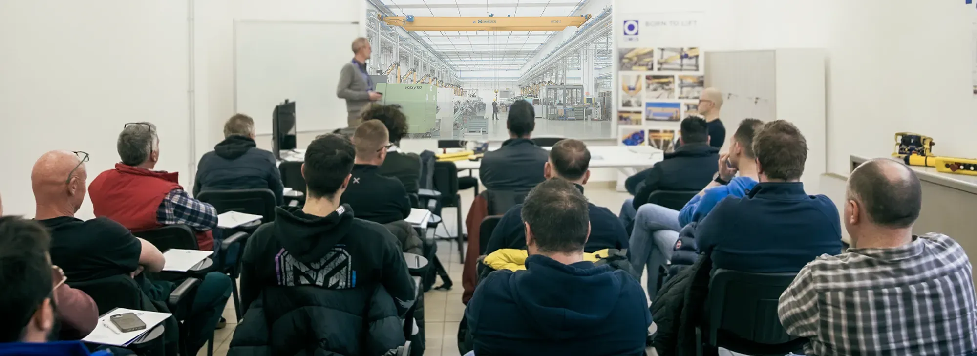 corso-di-formazione-uso-carroponte-foto-aula-accordo-stato-regioni-omis corso-di-formazione-uso-carroponte-foto-aula-accordo-stato-regioni-omis