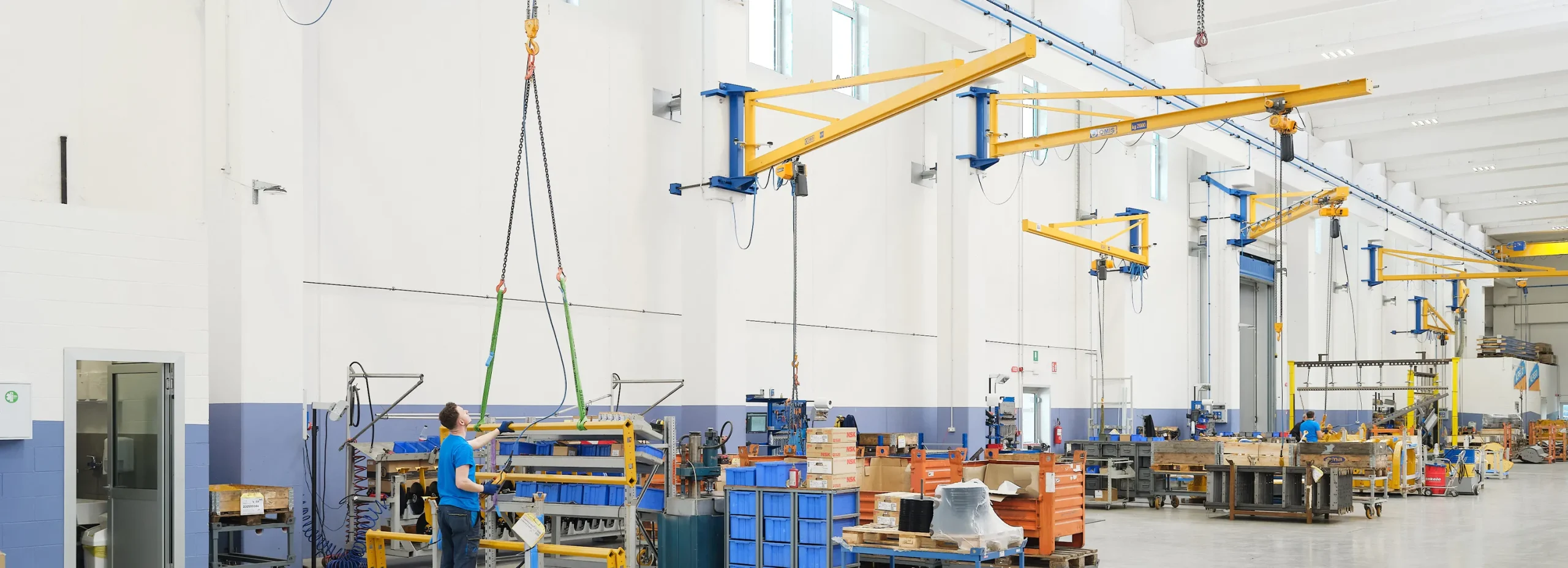 workstations-cranes-a-practical-guide-to-choosing-industrial-cranes-omis workstations-cranes-a-practical-guide-to-choosing-industrial-cranes-omis